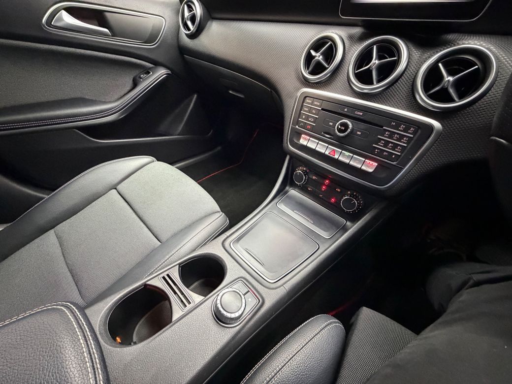 2016 Mercedes-Benz A 180