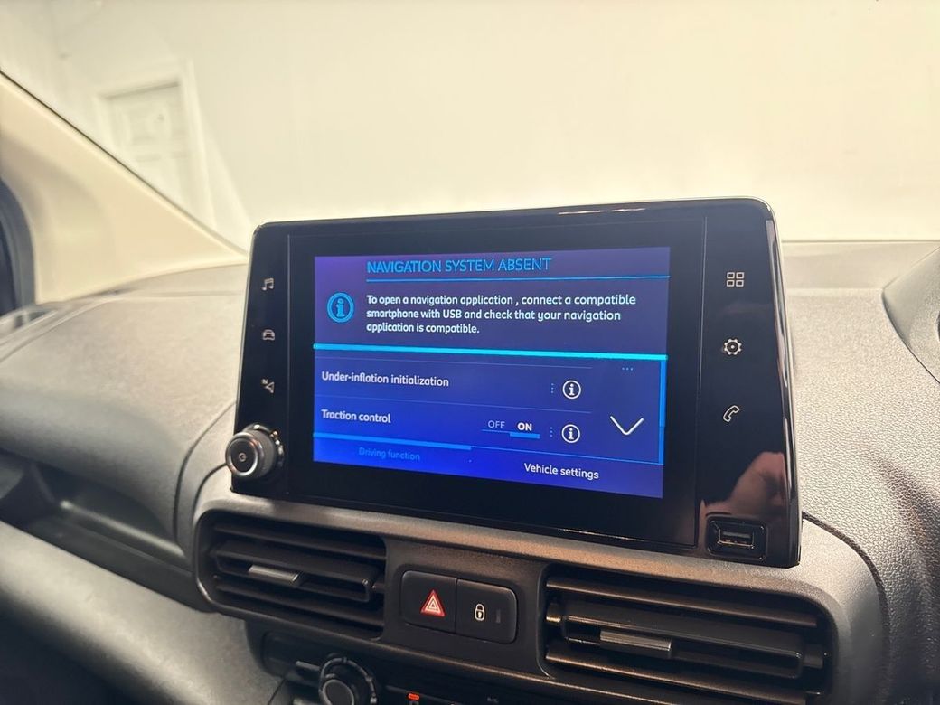 2024 Peugeot Partner