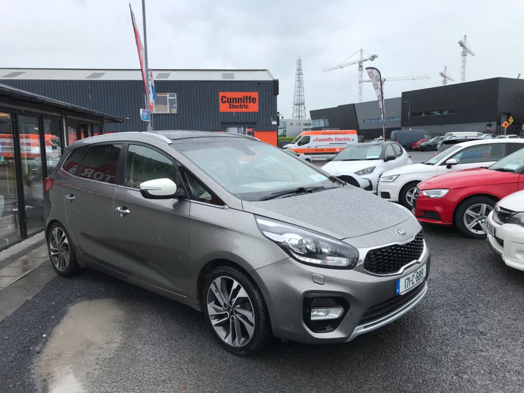 2017 Kia Carens