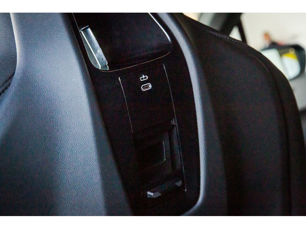 2023 BMW iX