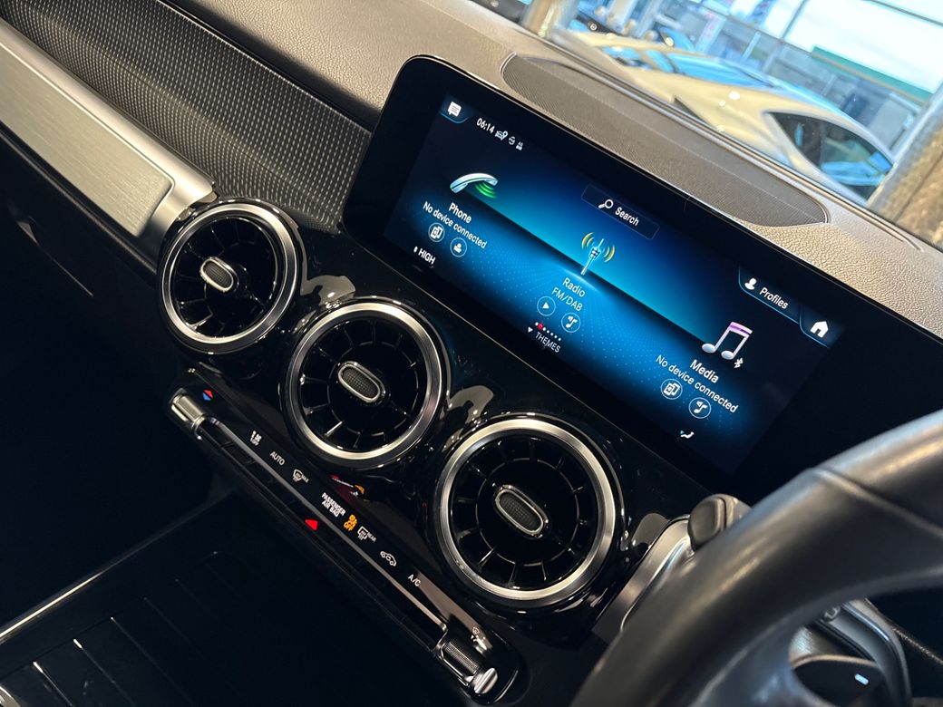 2022 Mercedes-Benz GLB Class