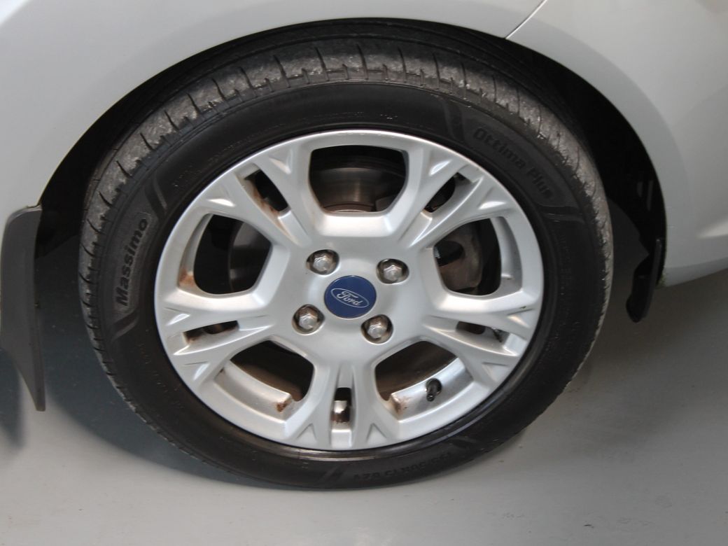 2015 Ford Fiesta