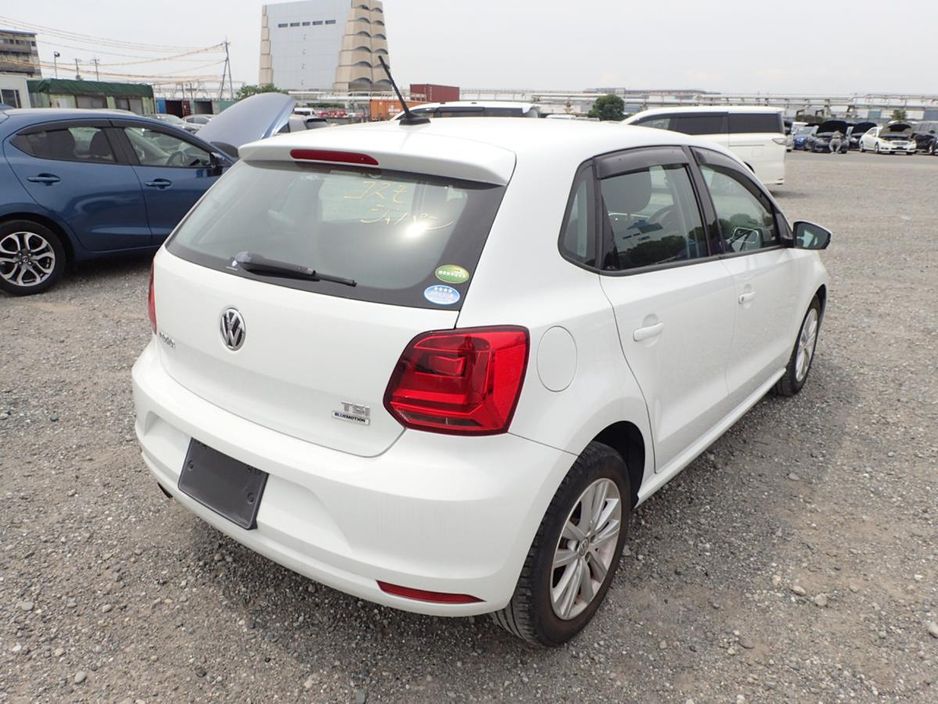 2016 Volkswagen Polo