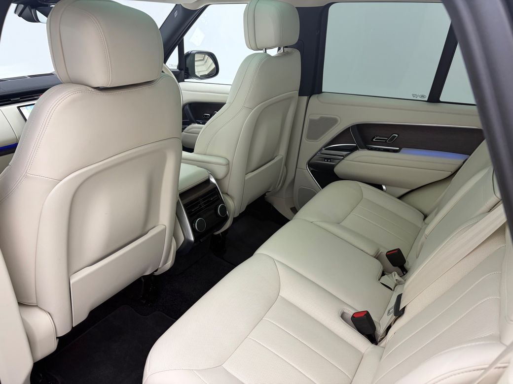 2025 Land Rover Range Rover