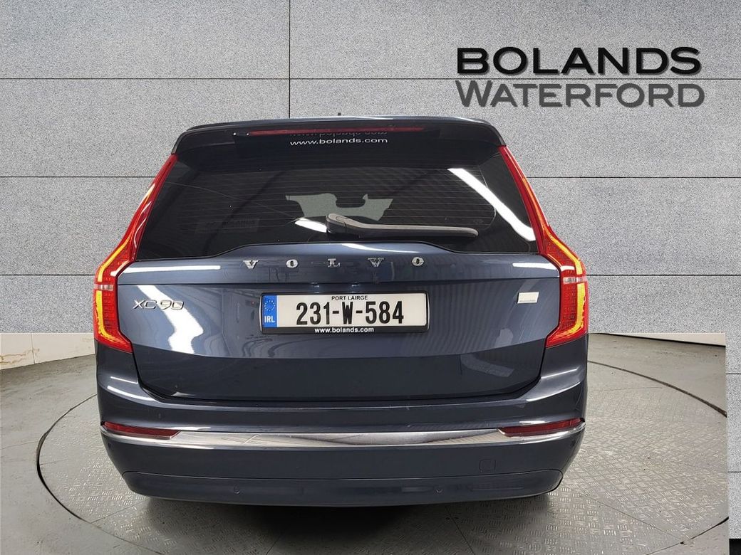 2023 Volvo XC90