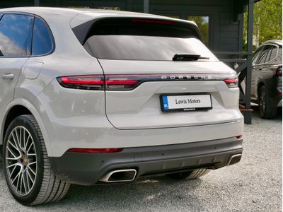 2022 Porsche Cayenne