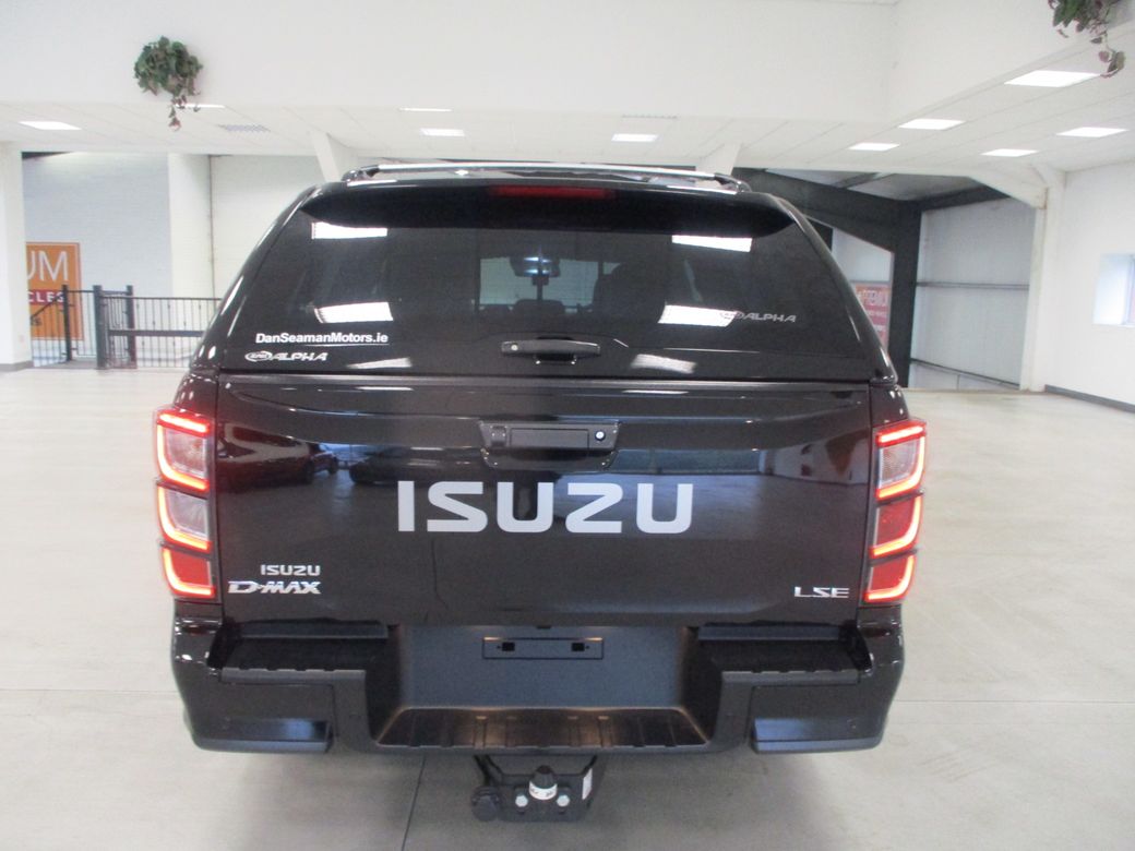 2025 Isuzu D-MAX
