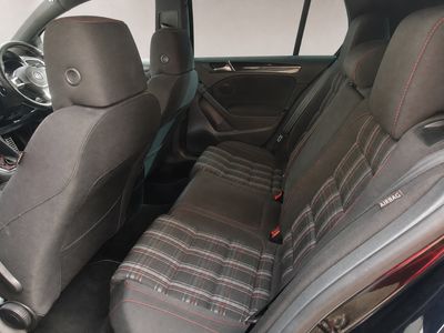 2011 Volkswagen Golf