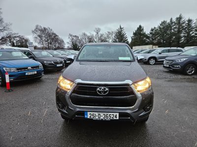 2025 Toyota Hilux