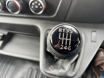 2022 Renault Master