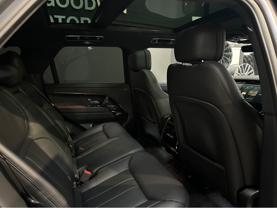 2026 Land Rover Range Rover Sport