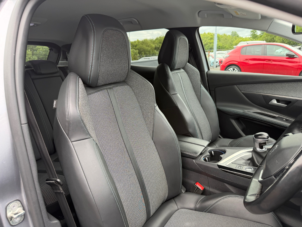 2021 Peugeot 3008