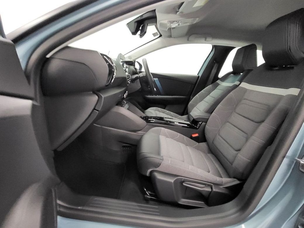 2025 Citroen e-C4