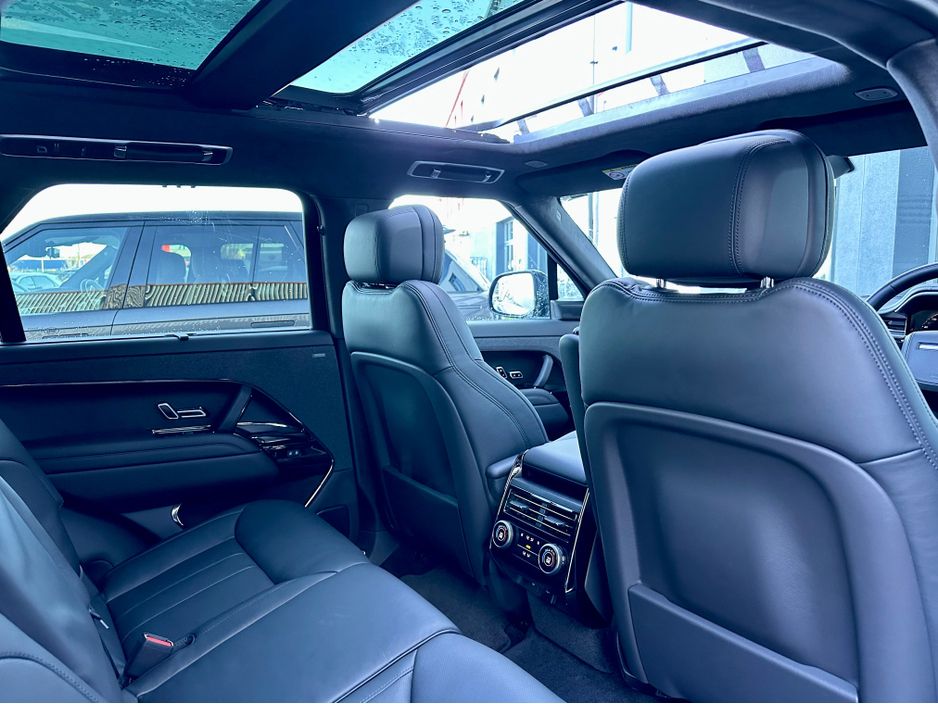 2025 Land Rover Range Rover Sport