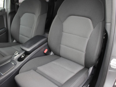 2016 Mercedes-Benz B 180