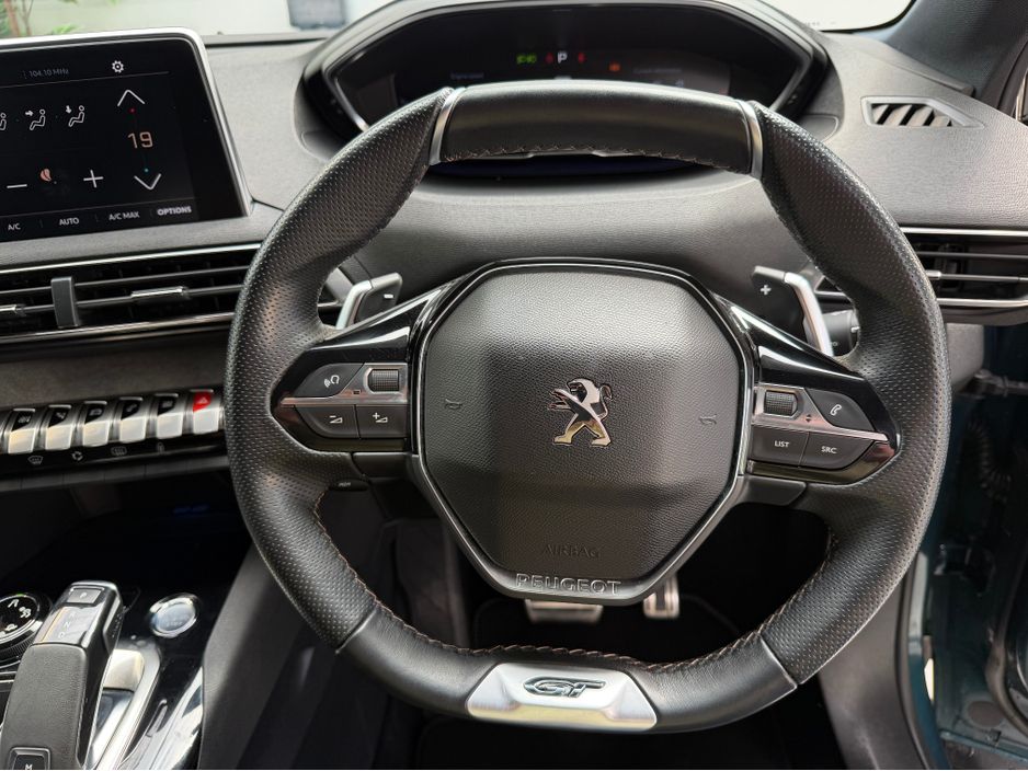 2020 Peugeot 5008