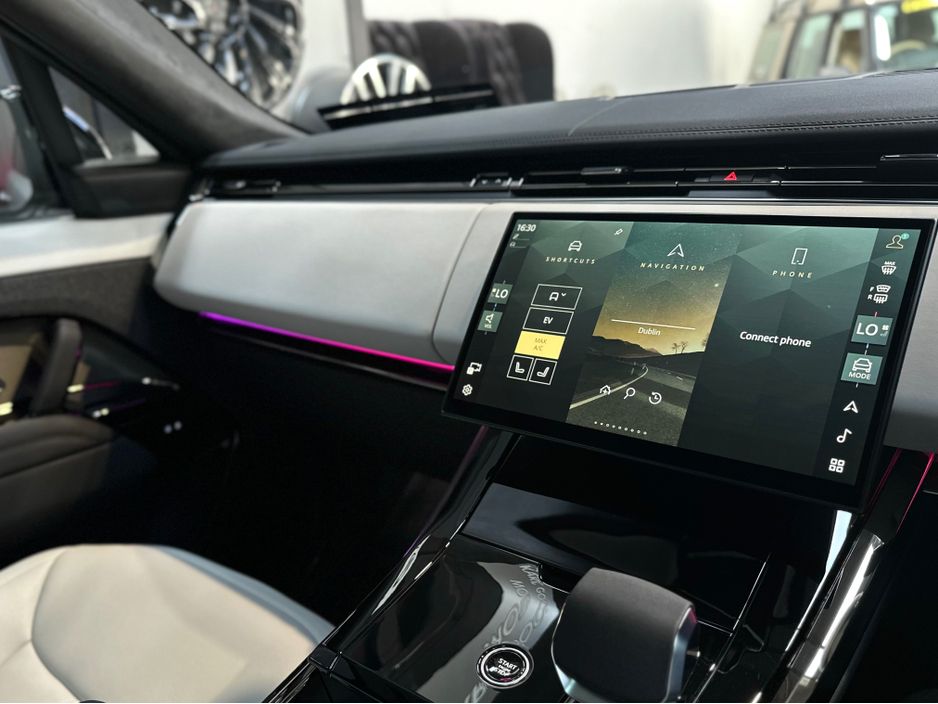 2026 Land Rover Range Rover