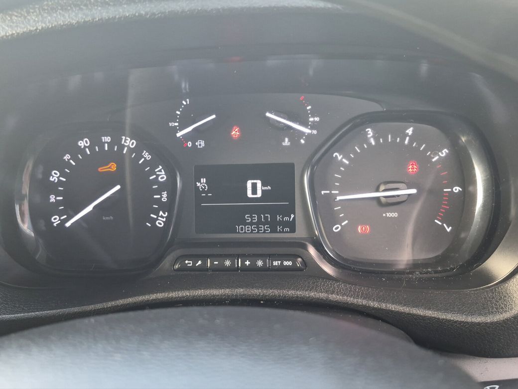 2023 Peugeot Expert