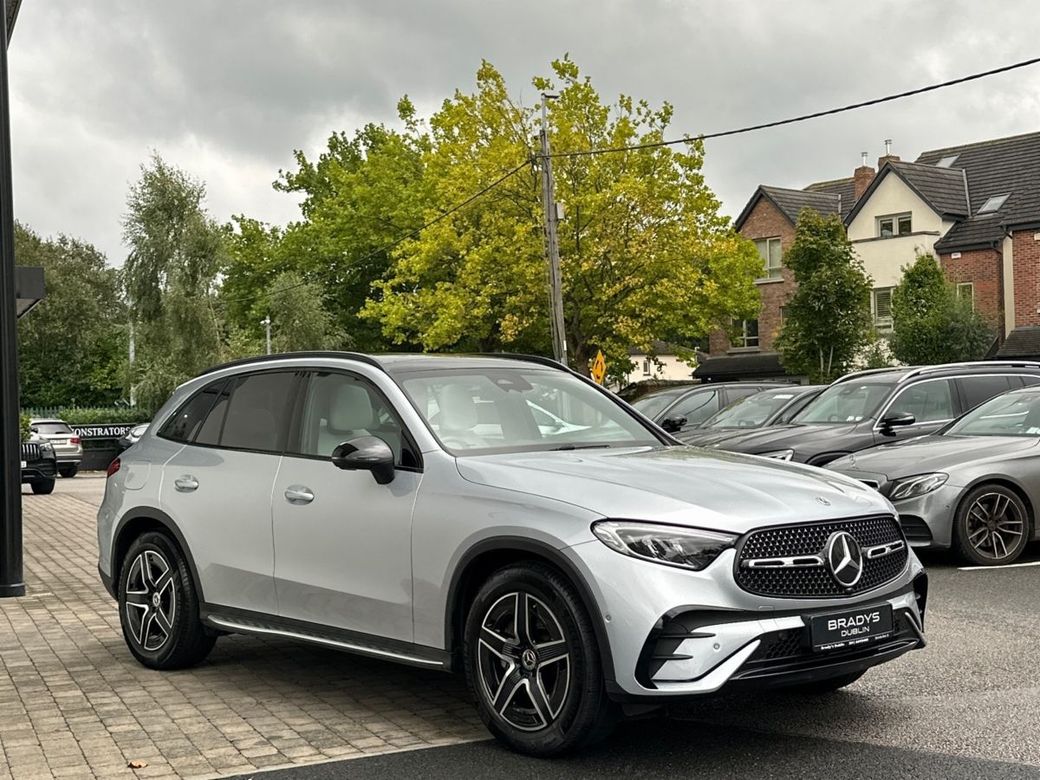2025 Mercedes-Benz GLC Class