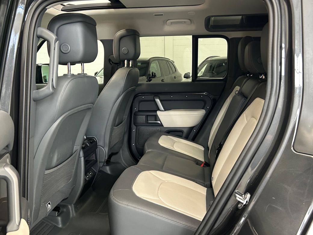 2023 Land Rover Defender 110