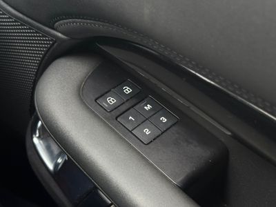 2024 Land Rover Discovery