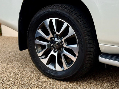 2023 Toyota Landcruiser