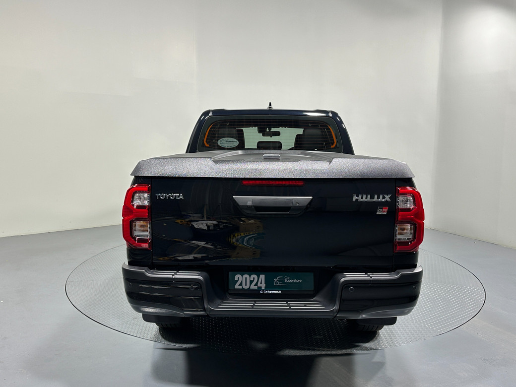 2024 Toyota Hilux