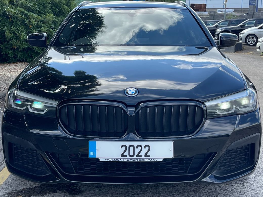 2022 BMW 5 Series