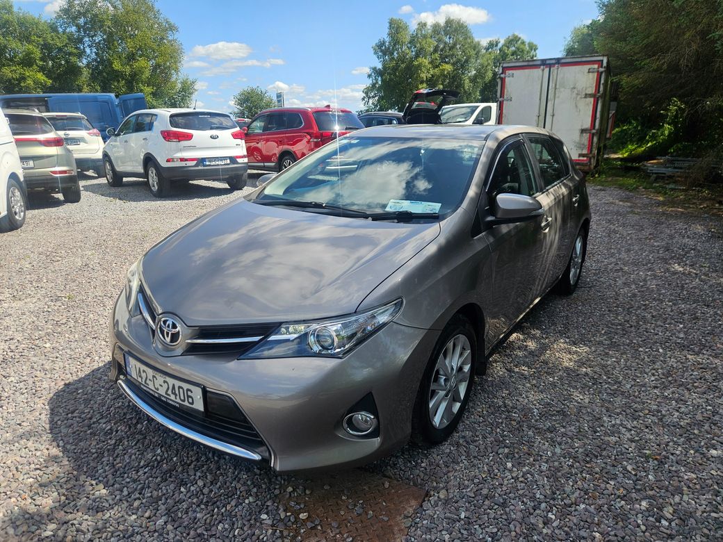 2014 Toyota Auris