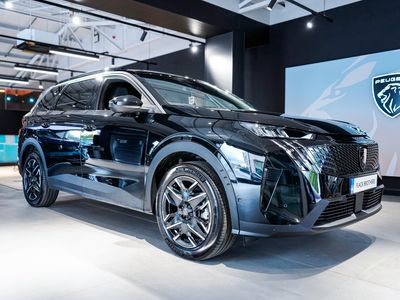 2025 Peugeot 5008