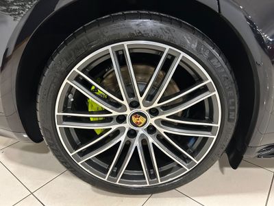 2023 Porsche Panamera