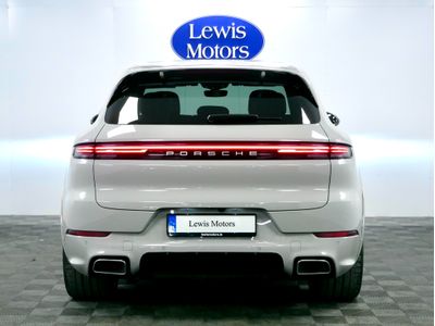 2024 Porsche Cayenne