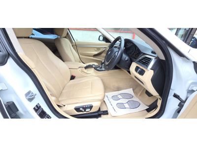 2017 BMW 320