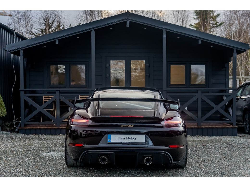 2024 Porsche 718 Cayman
