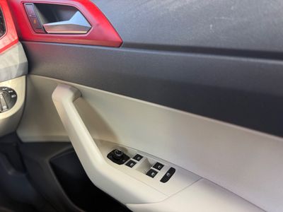 2018 Volkswagen Polo