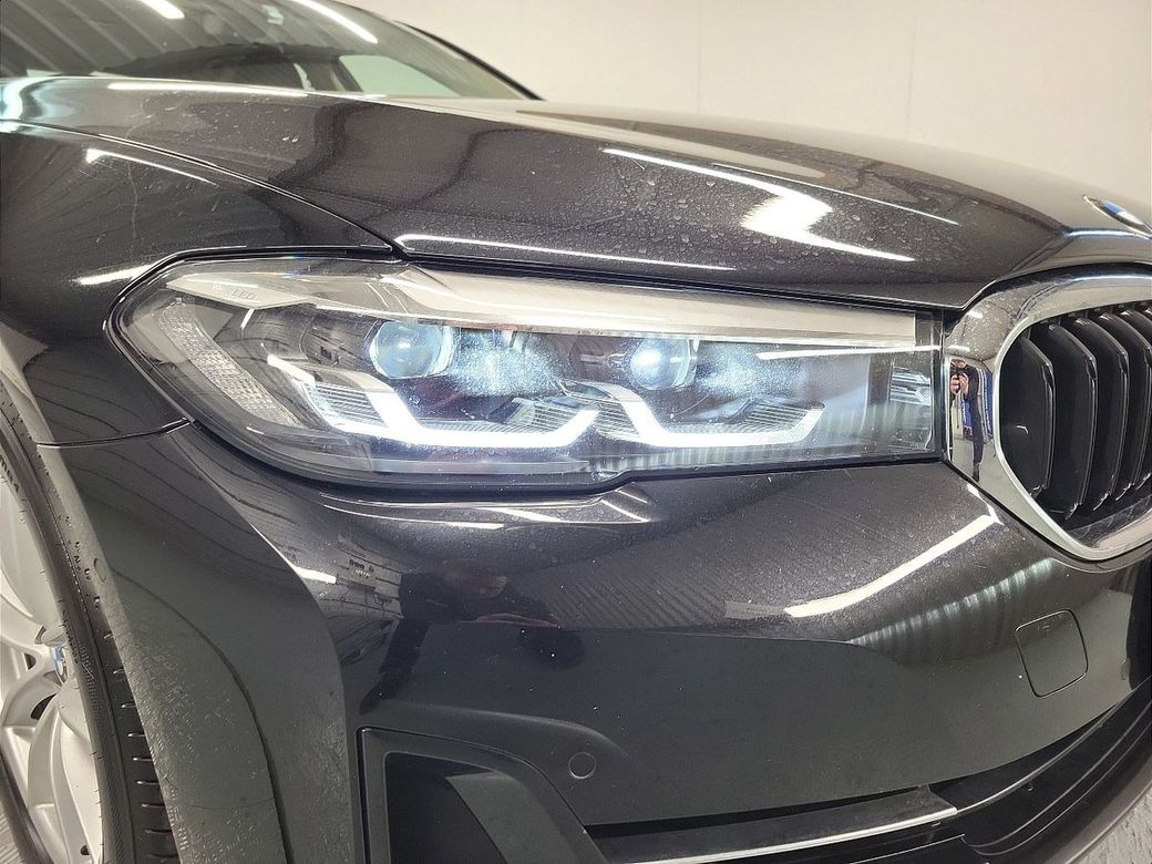 2021 BMW 5 Series