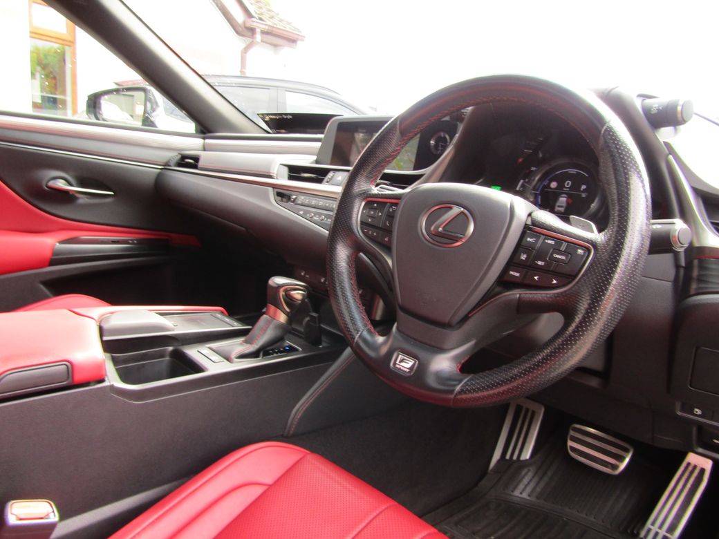 2020 Lexus ES 300h