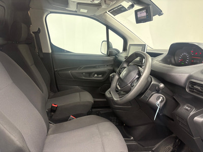 2021 Peugeot Partner