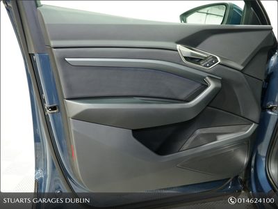 2024 Audi Q8 e-tron