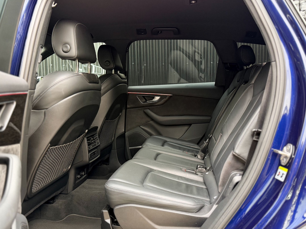 2021 Audi Q7