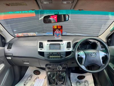 2013 Toyota Hilux