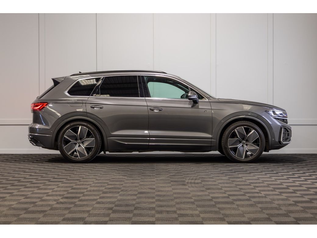 2025 Volkswagen Touareg