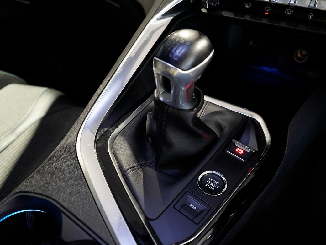 2021 Peugeot 3008