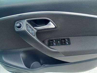 2016 Volkswagen Polo