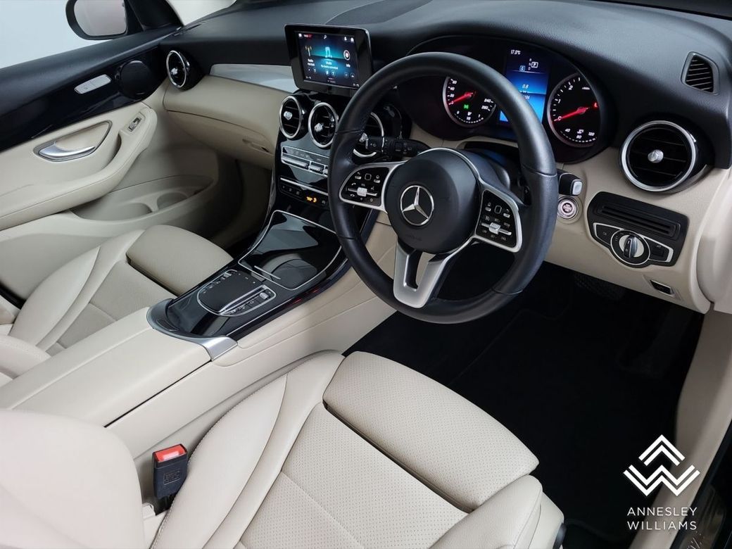 2022 Mercedes-Benz GLC Class