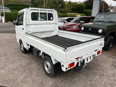 2018 Suzuki Carry Van