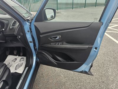 2017 Renault Grand Scenic