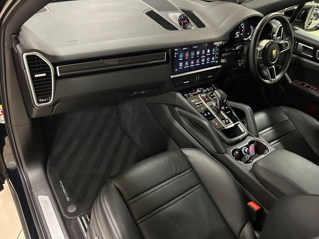 2023 Porsche Cayenne