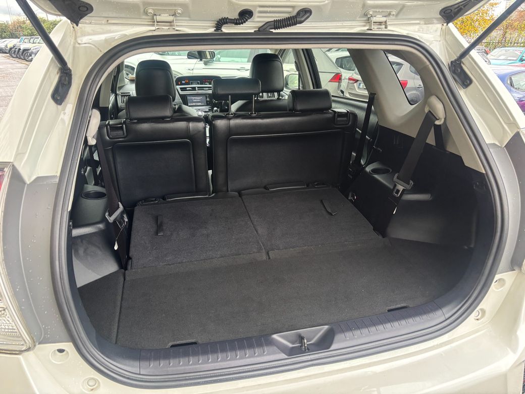 2018 Toyota Prius Alpha