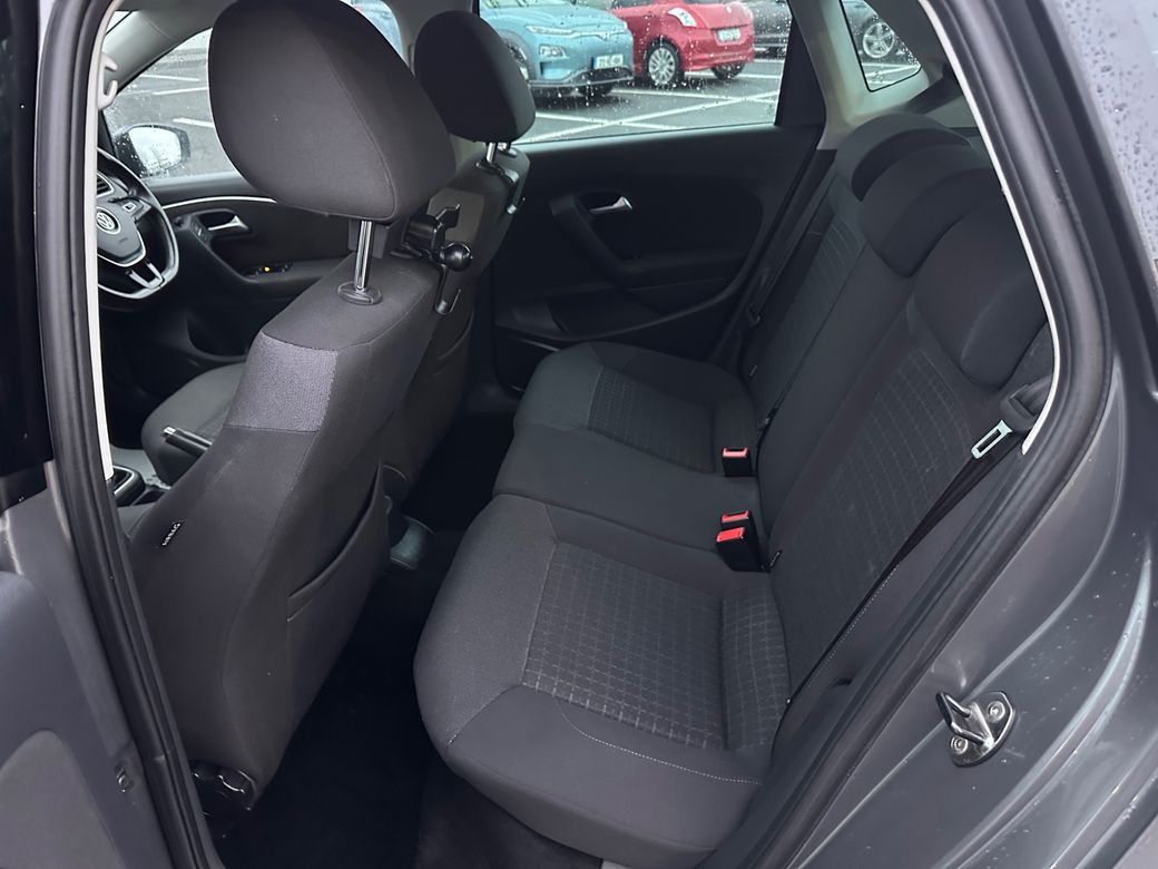 2017 Volkswagen Polo